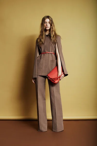 Look 11